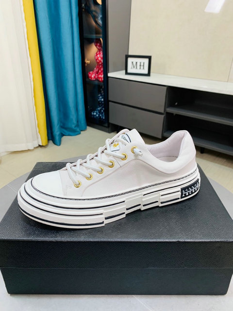 men prada shoes-193